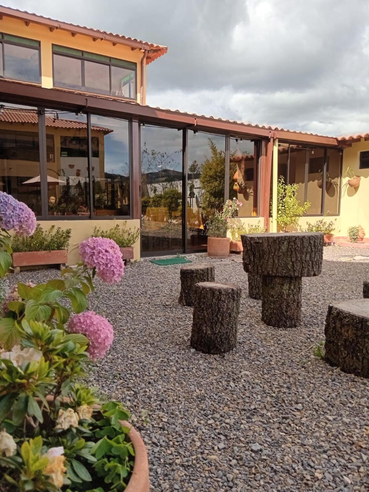 Hotel Sofia 3*